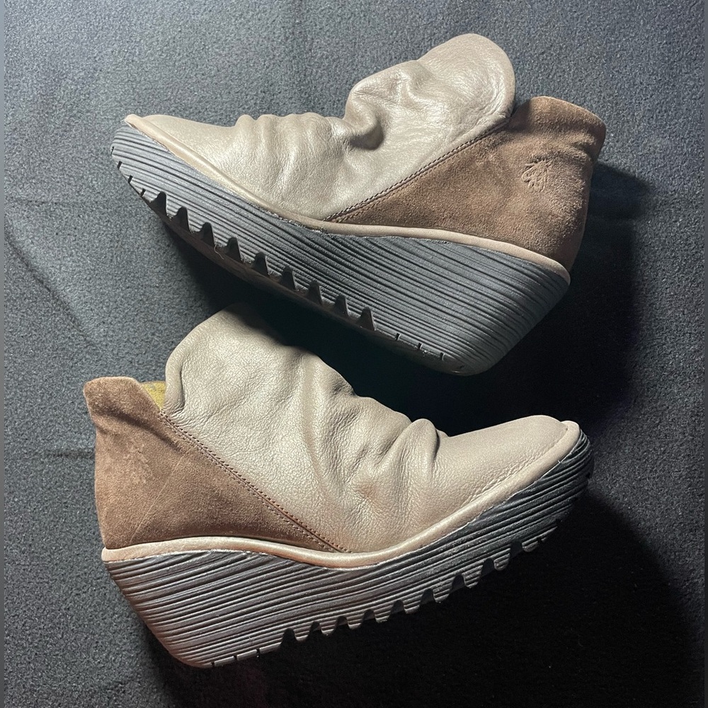 Fly London Women's Brown Wedge Bootie Shoes 6.5